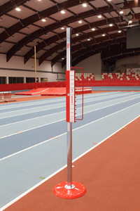 STW18-04 (school high jump stand basic with safety bar) 